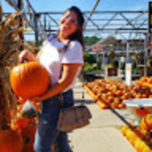 Meet your Posher, Vanessa